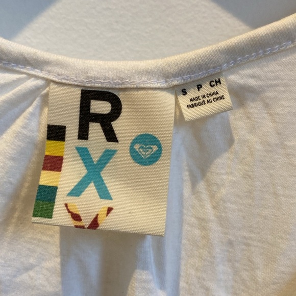 Roxy Flutter Lace Sleeve Top - Picture 2 of 9